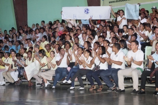 Público participante en el 2do Debate Constitucional Estudiantil
