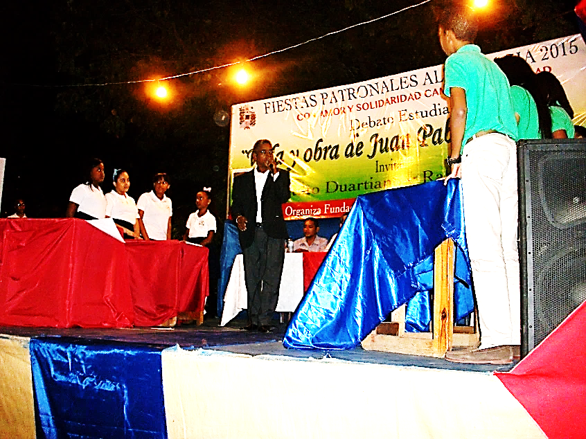 Escenario del debate sobre la vida y obra de Juan Pablo Duarte