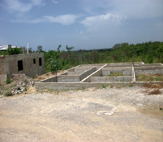 Avance de obra del proyecto de FUNSADOM en Los Casabes